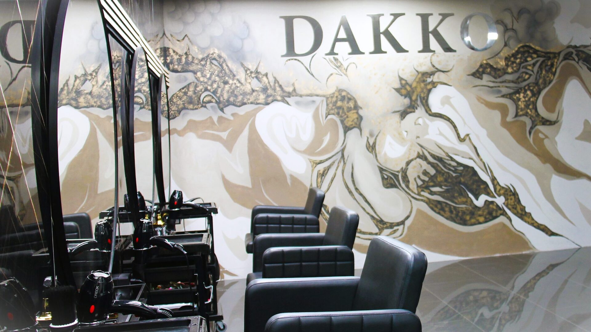 foto kapsalon duiven dakko heren kapper vrouwen kapper stoelen
